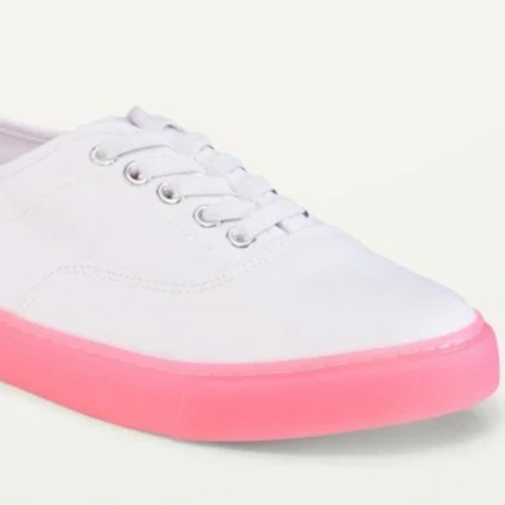 4- Old Navy Girl’s Twill lace-up sneakers-  pink/white selling without box